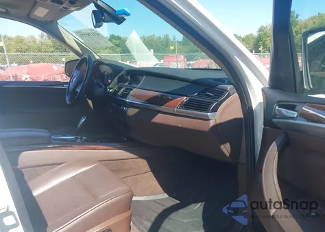 2012 BMW X5 xDrive35I/xDrive35I Premium/xDrive35I Sport Activity из США, поврежденный, VIN 5UXZV4C57CL747281